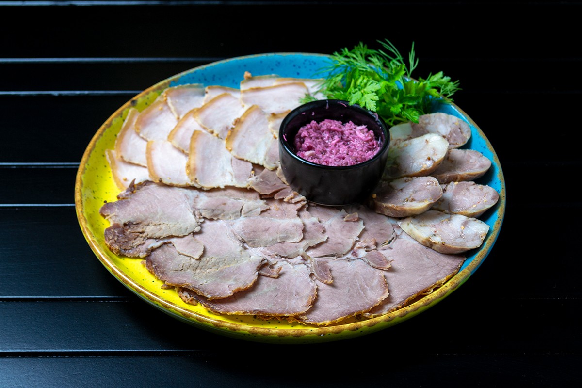 Мясная тарелка